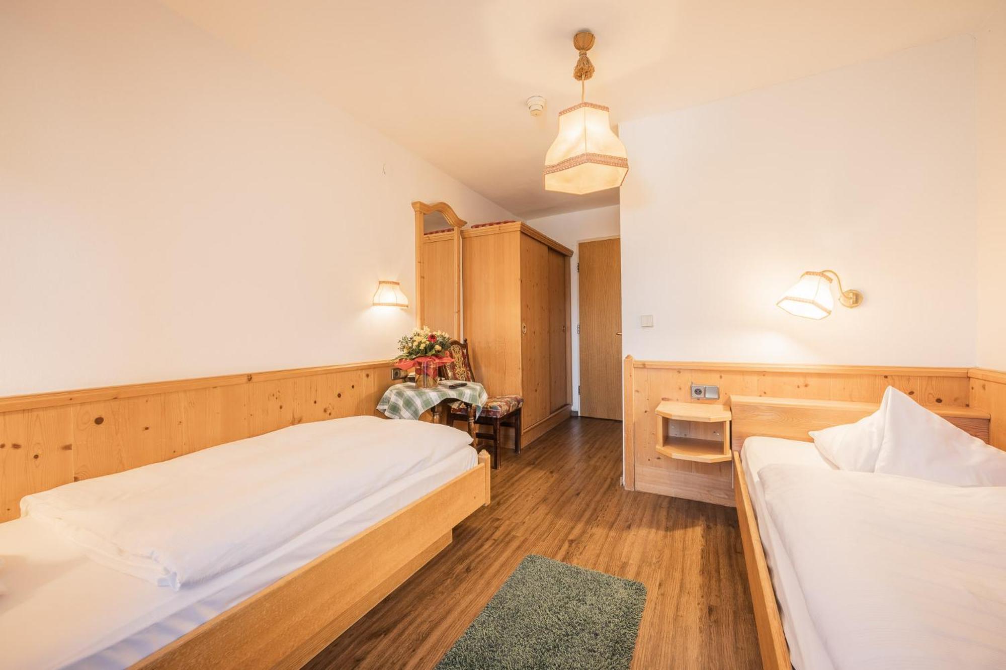 Hotel Batzenhaeusl Seefeld in Tirol Exterior foto