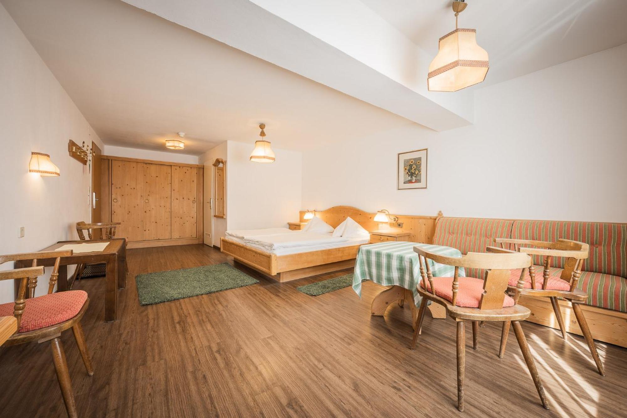 Hotel Batzenhaeusl Seefeld in Tirol Exterior foto