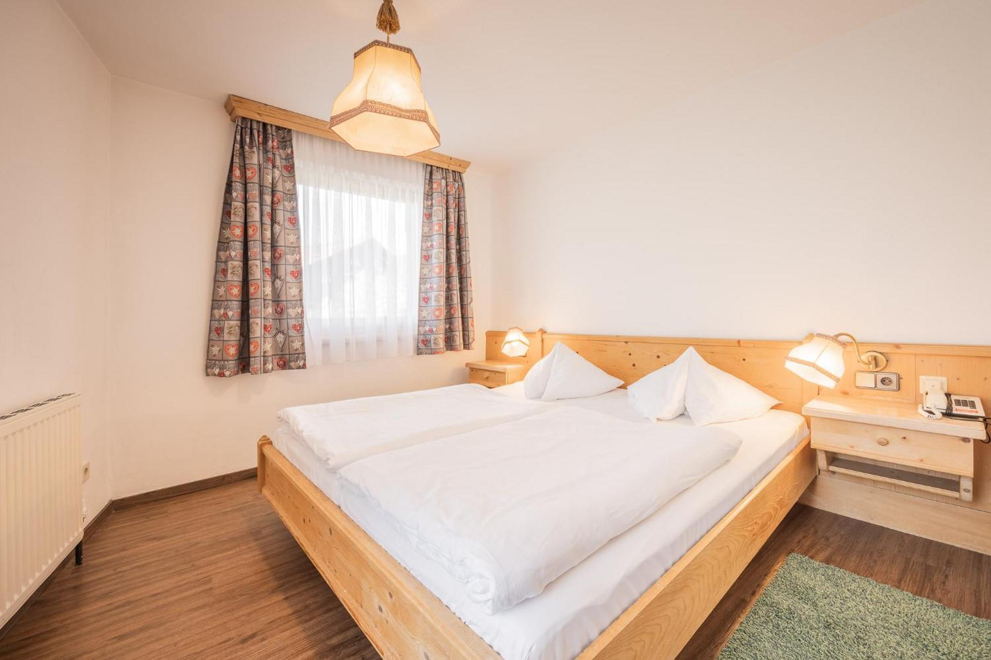 Hotel Batzenhaeusl Seefeld in Tirol Exterior foto
